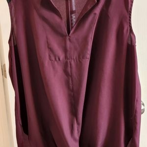 APT.9 Blouse Cold Shoulder Black and Maroon Sz: L